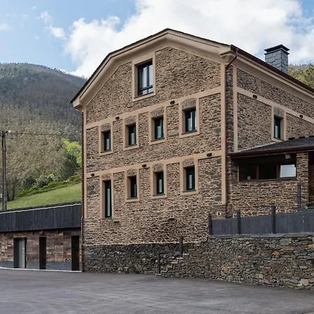 Rurales Casa Llongo شقة فندقية Coana