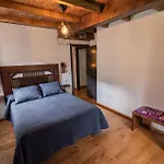 Rurales Casa Llongo Aparthotel Coana