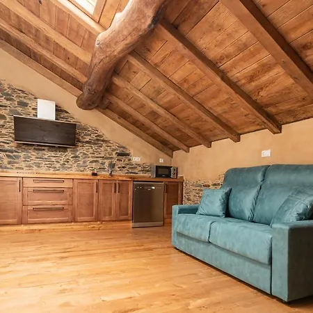 Apart-hotel Rurales Casa Llongo