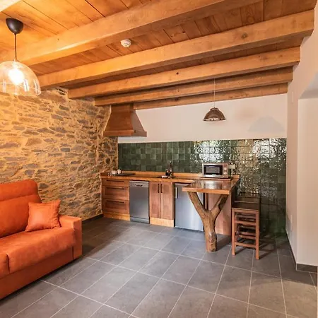 Apart-hotel Rurales Casa Llongo Coana