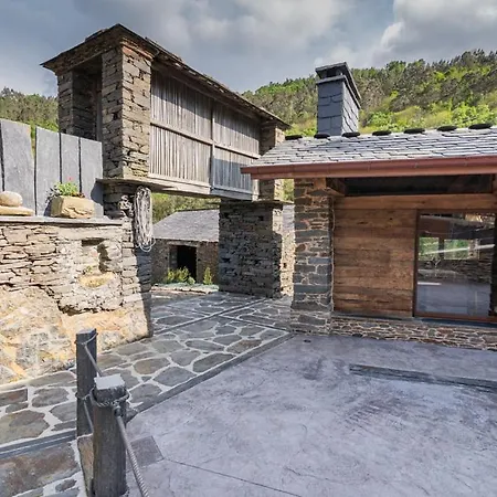 Rurales Casa Llongo *