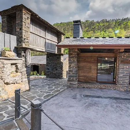 Aparthotel Rurales Casa Llongo *