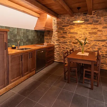 Apart-hotel Rurales Casa Llongo