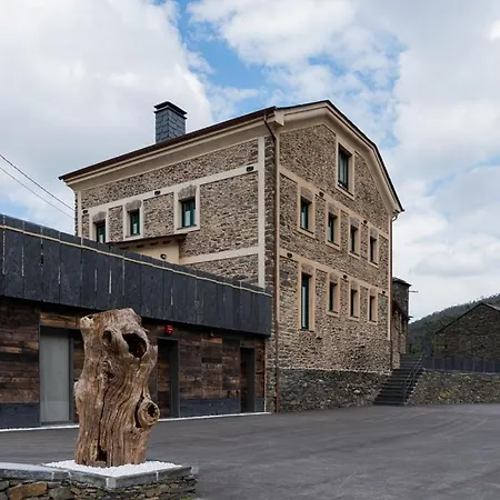Aparthotel Rurales Casa Llongo