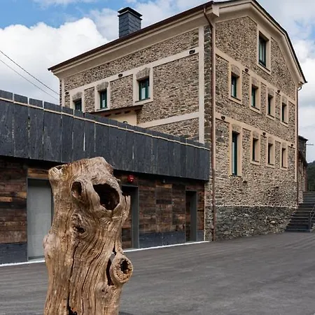 Apart-hotel Rurales Casa Llongo 3*