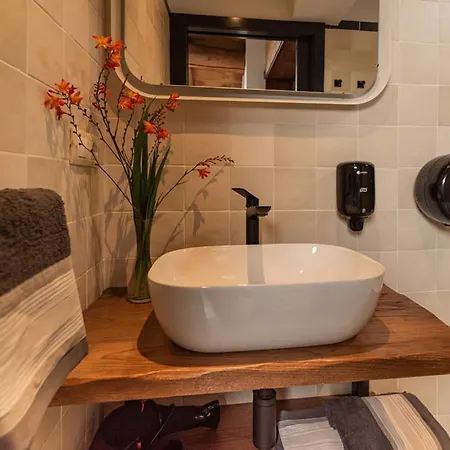 Rurales Casa Llongo Apart-hotel