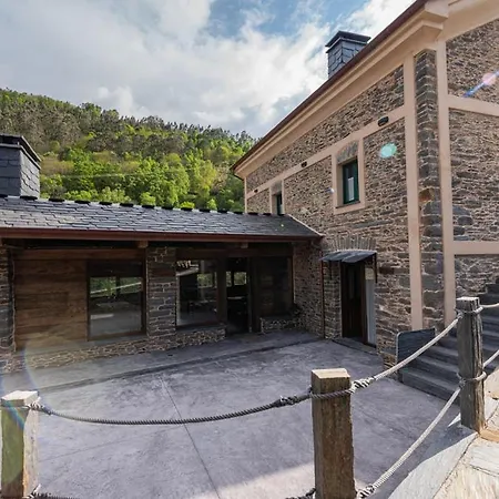 Rurales Casa Llongo * Coana