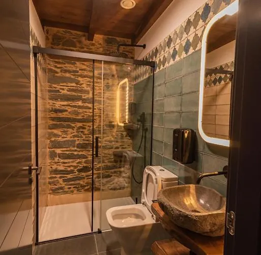 Rurales Casa Llongo Apartahotel