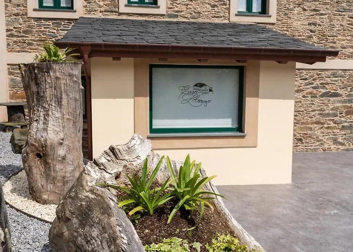 Rurales Casa Llongo Apartahotel 3*