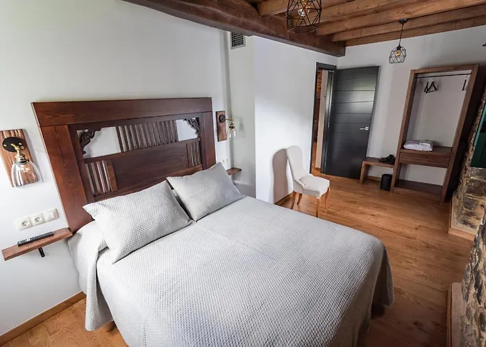 Apartahotel Rurales Casa Llongo