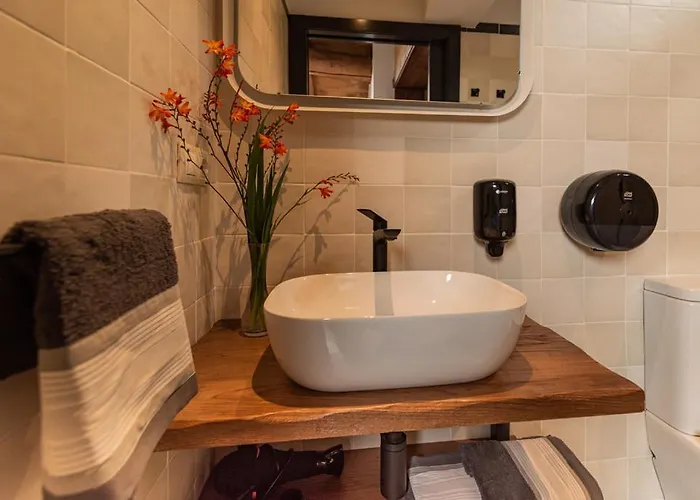 Rurales Casa Llongo Apartahotel