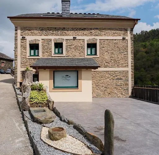 Rurales Casa Llongo 3*