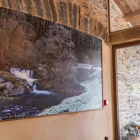 Rurales Casa Llongo Aparthotel Coana