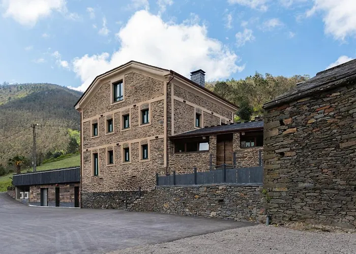 Rurales Casa Llongo 3* Coana