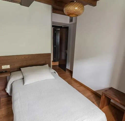 Rurales Casa Llongo شقة فندقية Coana