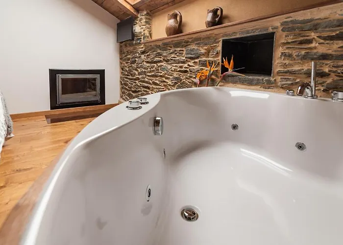 Rurales Casa Llongo شقة فندقية 3*